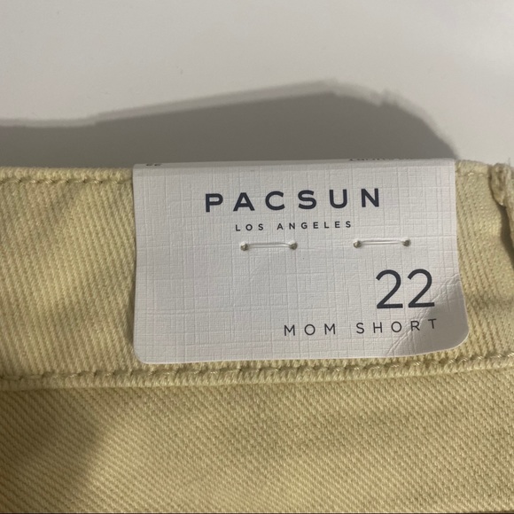 Rare NWT Pacsun | Yellow Mom Jean Shorts Size 22 - Picture 3 of 6